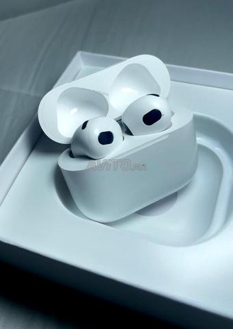 سماعات AirPods 3 آبل جديدة تحت البلاستيك - 2