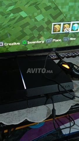 Playstation 4 Flash 2 manettes et plein de jeux
