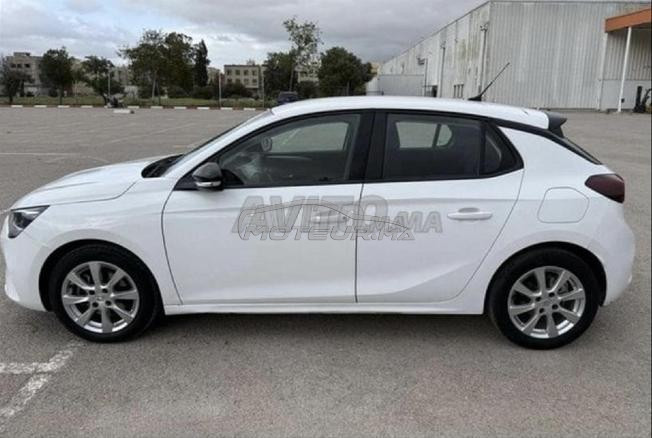 Opel corsa en bon état 