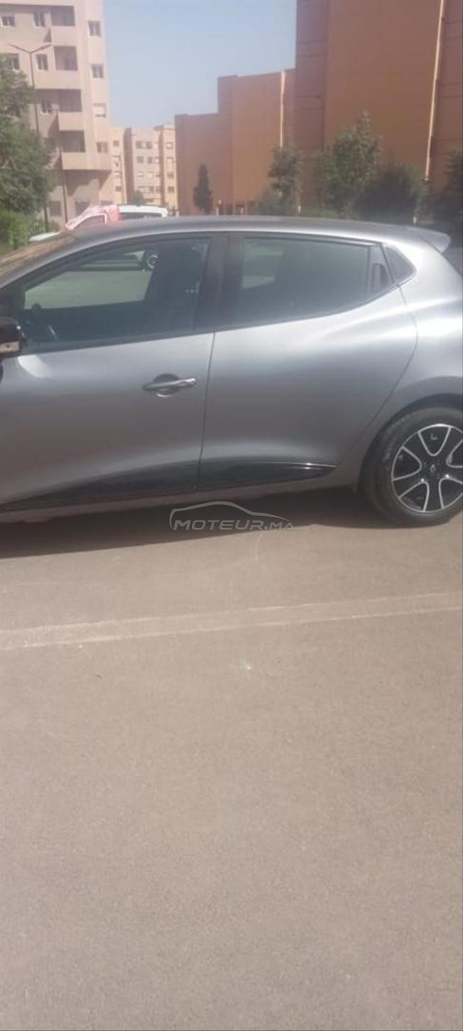 clio 4 a vendre en excellent état 