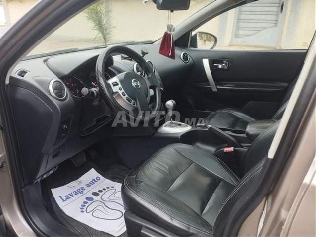 Nissan Qashqai essence automatique - 2