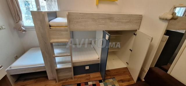 سرير بطابقين مع مساحات تخزين ومرتبتيه - 2