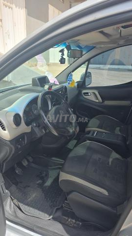 La voiture est en bon état - 2