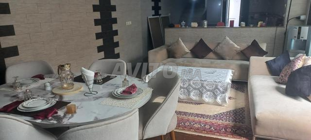 فيلا للإيجار في عين الذياب - 2