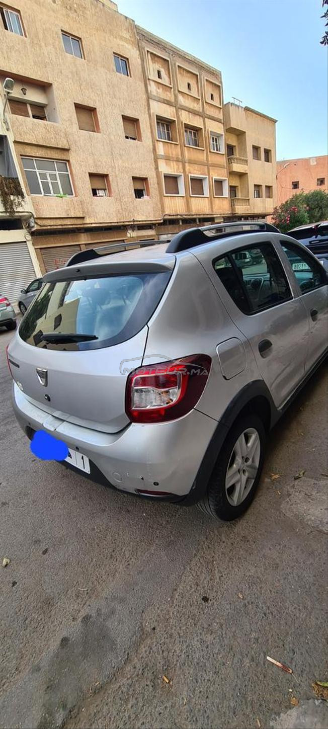 سيارات للبيع