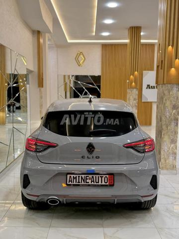 Renault Clio 5 Diesel Manuelle 2025 à Oujda - 2