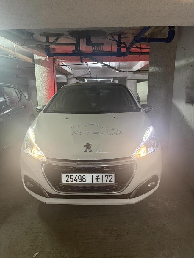 Peugeot 208 Diesel Manuelle 2019 à Rabat