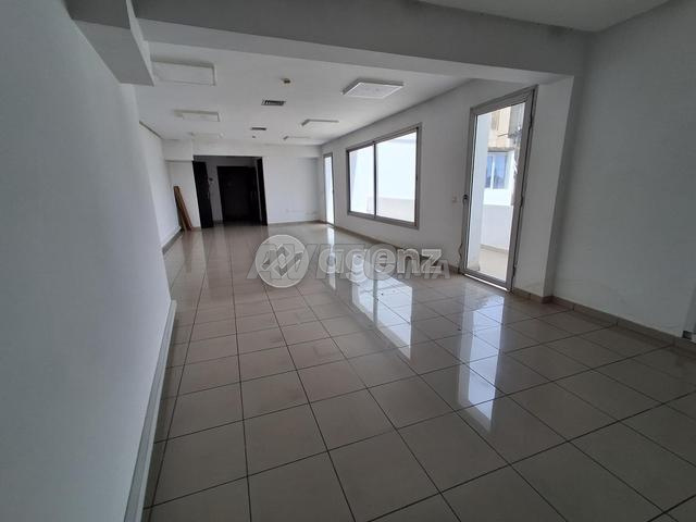 CMN-SI-2051 - Bureau à vendre à Gauthier - 2