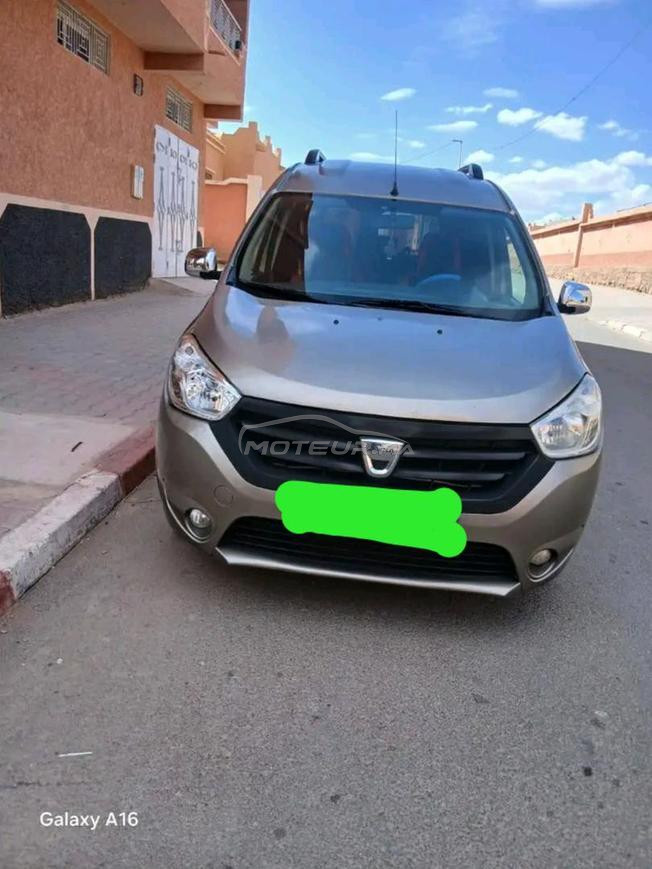 سيارة دوكير للبيع 