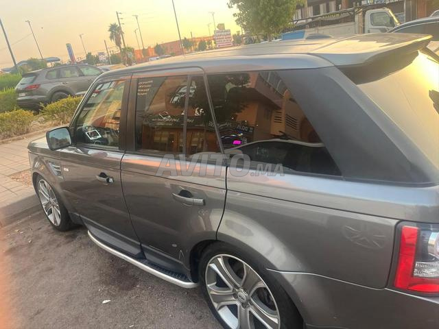 Land Rover Range Rover Sport modèle 2011 - 2