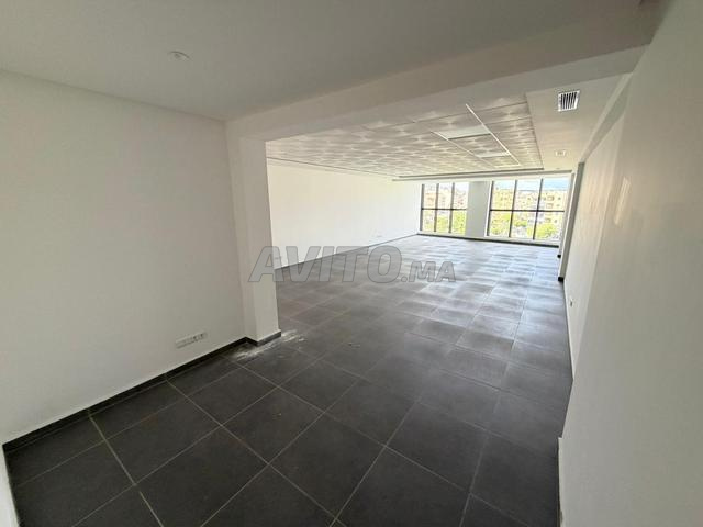 Bureau neuf 85 m² – Vue sur boulevard - 2