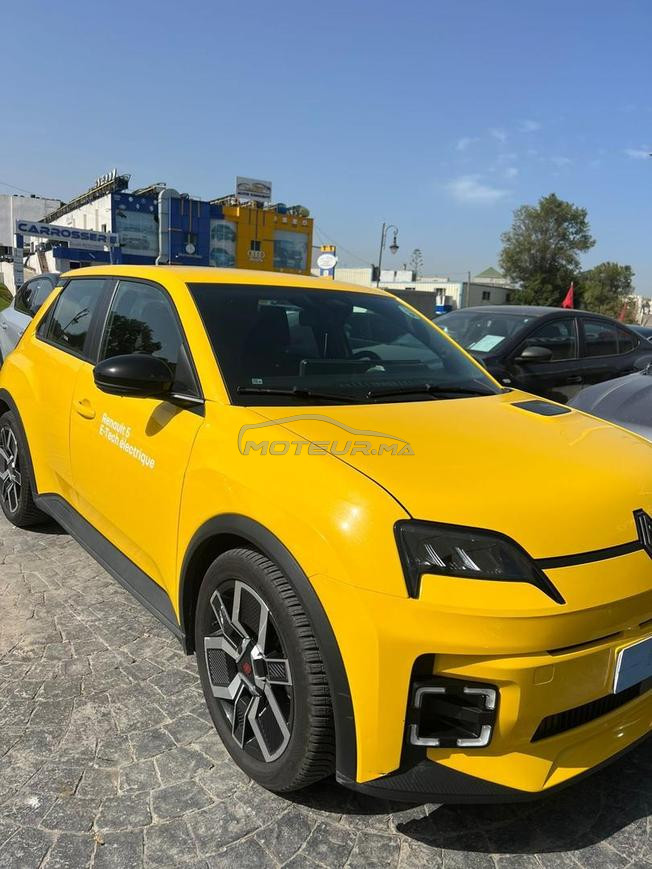 Renault 5 E-Tech – Électrique – Neuf