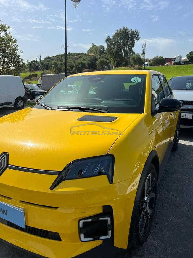 Renault 5 E-Tech – Électrique – Neuf