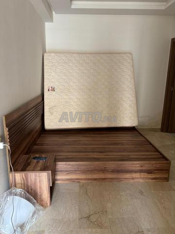 Lit 160cm×200cm en bois, neuf - 2