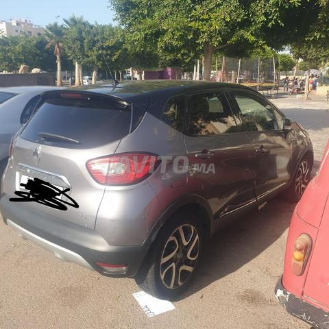 Renault Captur Diesel Manuelle 2017 à Casablanca - 2