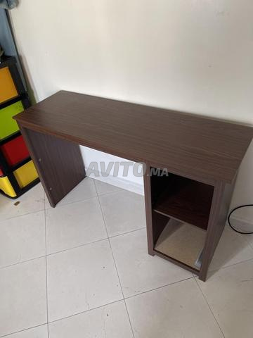 BUREAU EN BOIS DE QUALITÉ - 2