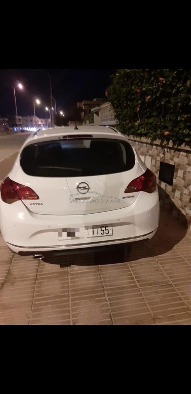 Opel Astra Diesel Automatique 2016 à El Jadida