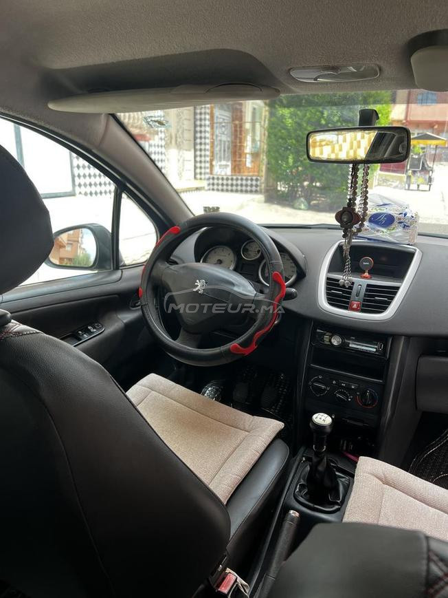 Peugeot 207 très bon état 
