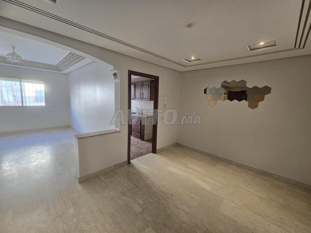 Excellent appartement à louer avec deux façades