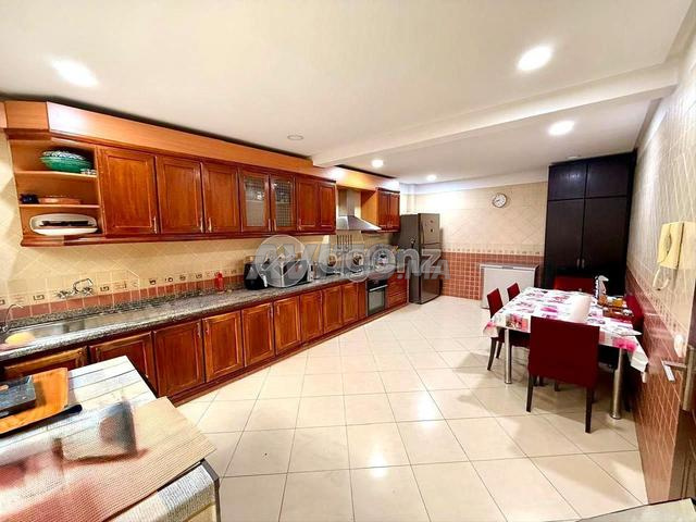 CMN-MA-2363 - Appartement à vendre à Bd Abdelmoumen - 2