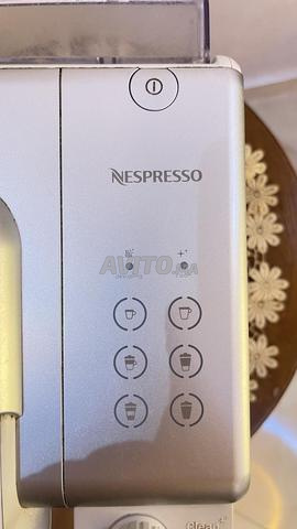 للبيع ماكينة قهوة Nespresso Lattissima أصلية - 2