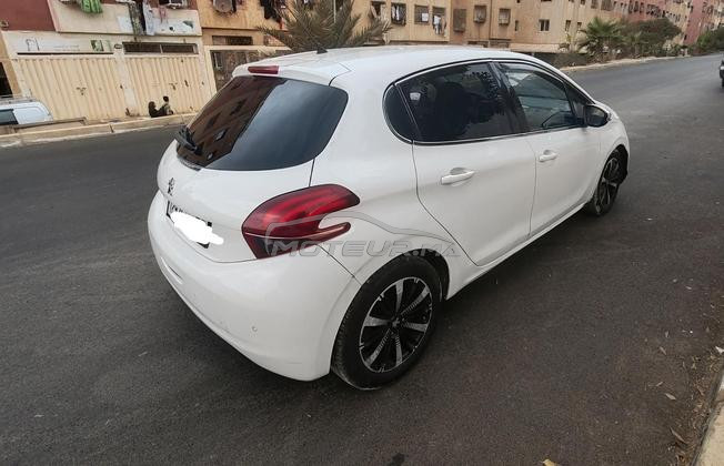 Peugeot 208 active