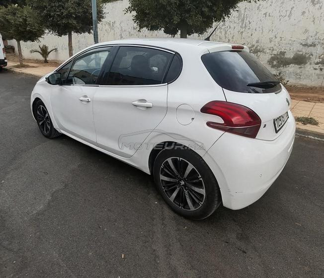 Peugeot 208 active