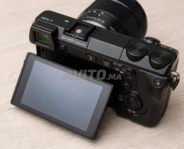 Sony NEX-7 Sony 18-55mm OSS (24.3 MP OLED) - 2