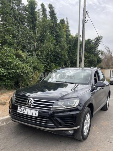 Une voiture Volkswagen Touareg d'occasion modèle 2016