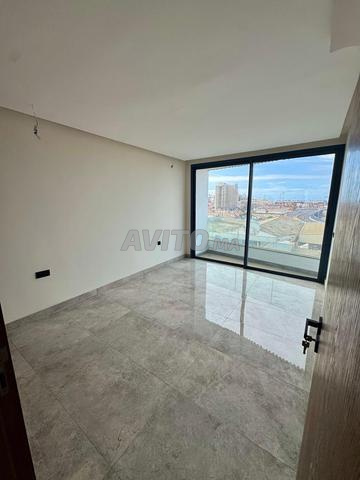 Studio haut standing - vue sur port - 2