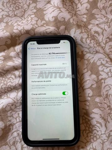 Téléphone à vendre iPhone XR - 2