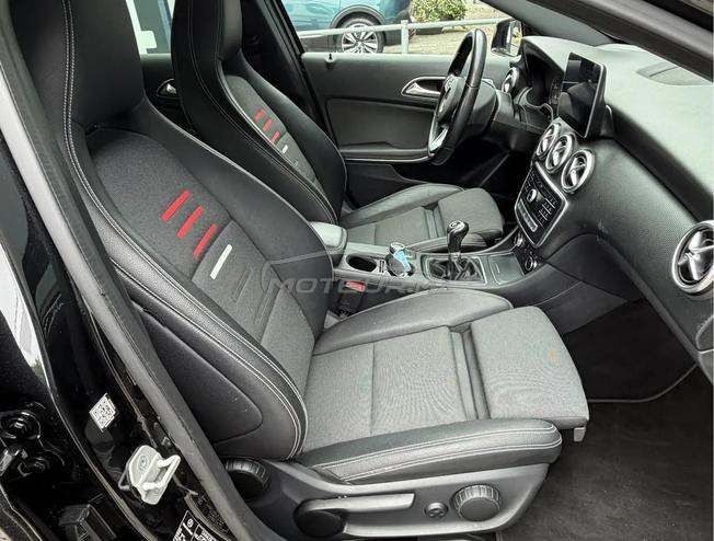 Mercedes-Benz 180 Diesel Manuelle 2017 à Tétouan