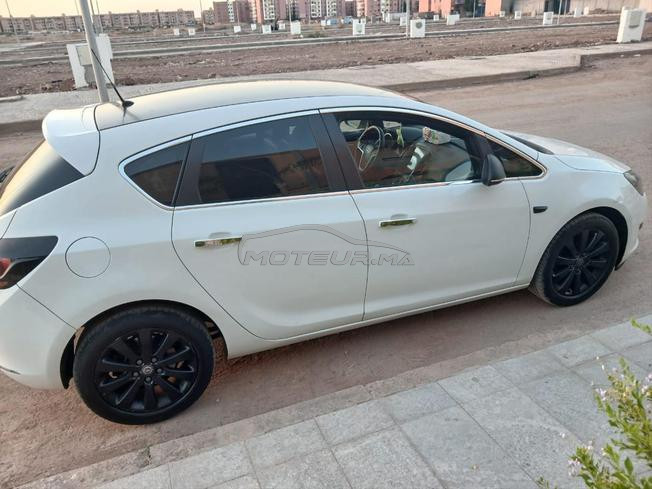 Opel Astra Diesel Manuelle 2014 à Marrakech