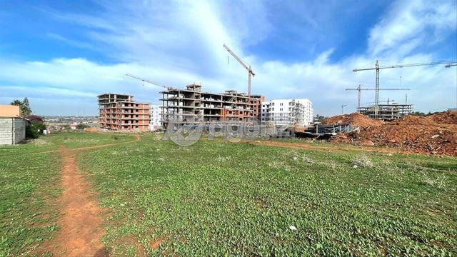 CMN-AC-2060 - Terrain à vendre à Californie