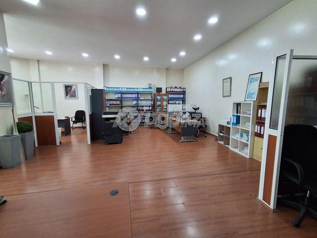 CMN-MA-2702 - مكتب للبيع في بالميي