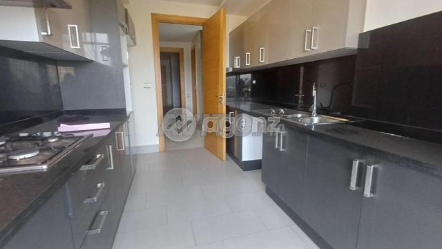 CMN-MA-2820 - Appartement à vendre à Oasis - 2