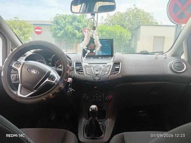 Ford fiesta essence 