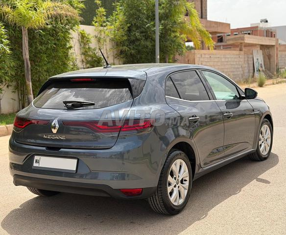 Renault Megane Diesel Automatique 2021 à Fès - 2