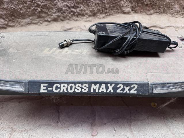 سكوتر كهربائي UrbanGlide Ecross Max 2x2