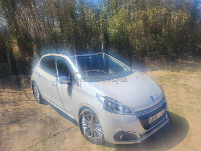 Peugeot 208 Diesel Manuelle 2020 à Tanger