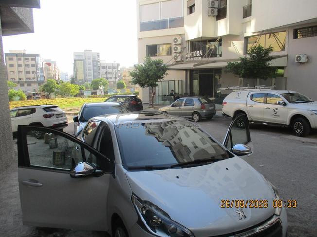 Peugeot 208 Diesel Manuelle 2020 à Tanger