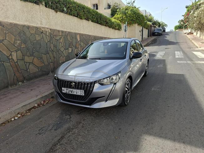 Peugeot 208 Diesel Manuelle 2023 à Agadir