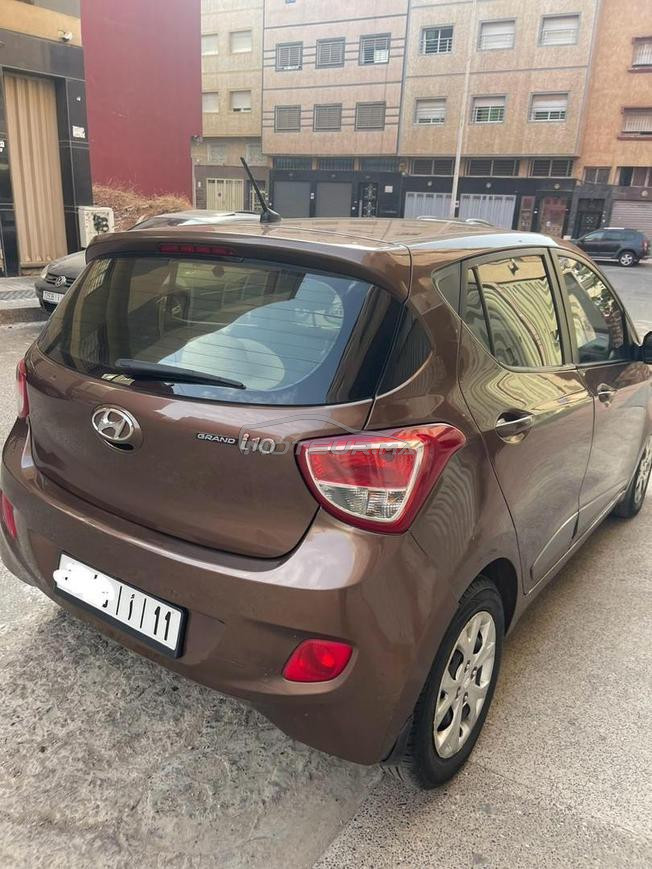 Hyundai i10 grandy 