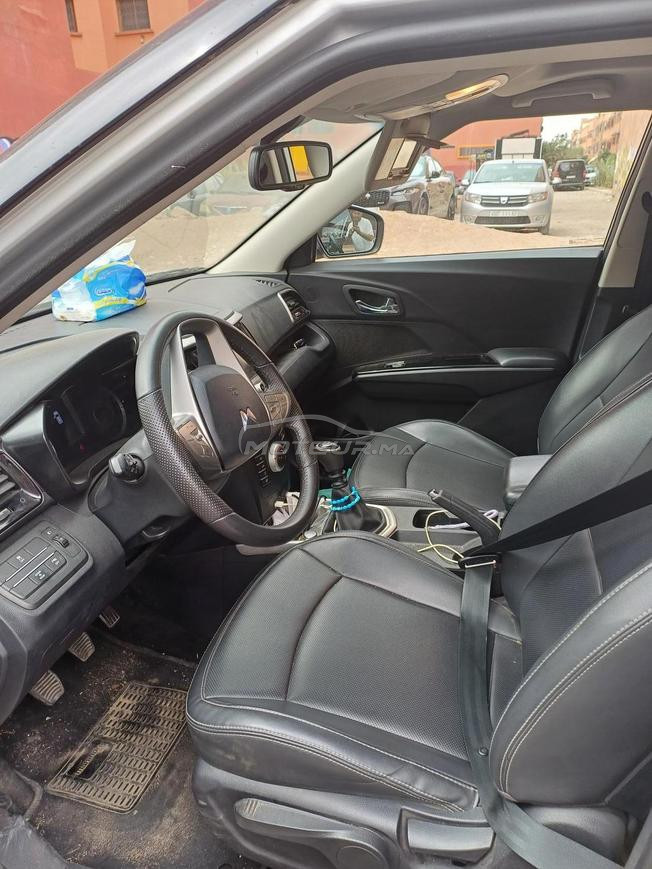 Mahindra XUV 300 Essence Manuelle 2024 à Marrakech