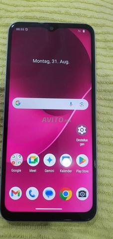 T Phone 3 neuf - 2