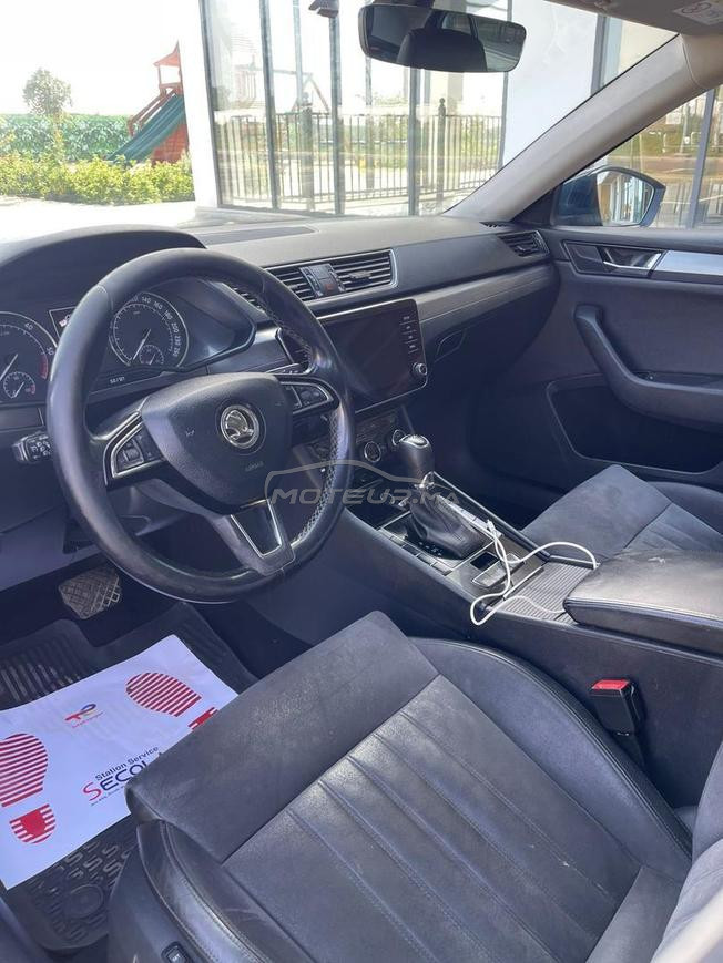 Skoda Superb BVA Neuve