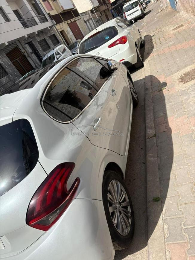 Peugeot 208 white edition Diesel Manuelle 2019 