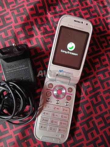 Sony Ericsson Z750i - 2