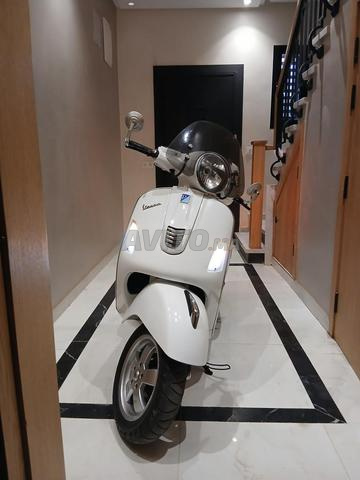 Vespa 300 GTS Super ABS/ASR – Modèle 2016