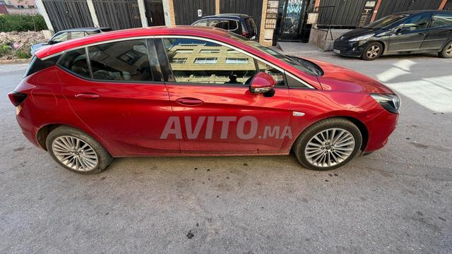 Opel Astra K Diesel Automatique 2020 (40000 km)